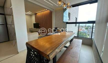 Apartamento à venda, 2 quartos, 1 suíte, 1 vaga, Alto Umuarama - Uberlândia/MG