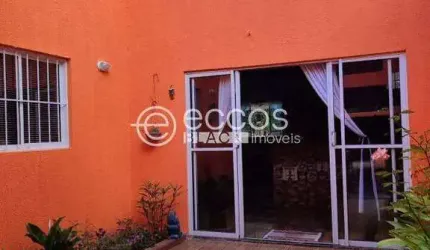 Casa à venda, 2 quartos, 2 suítes, 1 vaga, São Judas Tadeu - ARAGUARI/MG