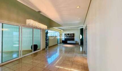 Casa em condomínio à venda, 4 quartos, 3 suítes, 2 vagas, Jardim Inconfidência - Uberlândia/MG