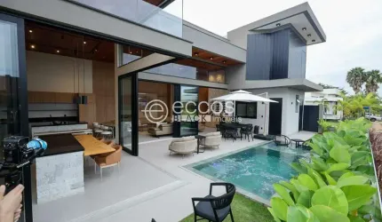 Casa em condomínio à venda, 4 quartos, 4 suítes, 3 vagas, Nova Uberlândia - Uberlândia/MG