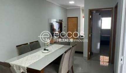 Casa à venda, 2 quartos, 1 suíte, 2 vagas, Jardim Botânico - Uberlândia/MG