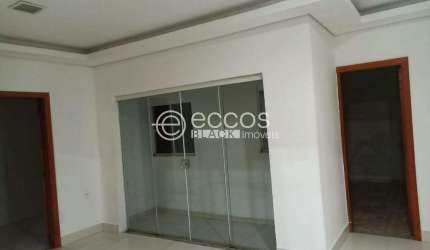 Casa à venda, 3 quartos, 1 suíte, 3 vagas, Planalto - Uberlândia/MG