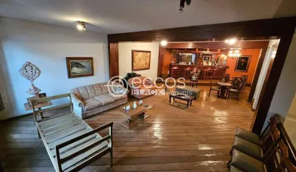 Casa à venda, 4 quartos, 4 suítes, 6 vagas, Mercês - UBERABA/MG