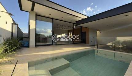 Casa em condomínio à venda, 3 quartos, 3 suítes, Damha Residencial Uberaba III - UBERABA/MG