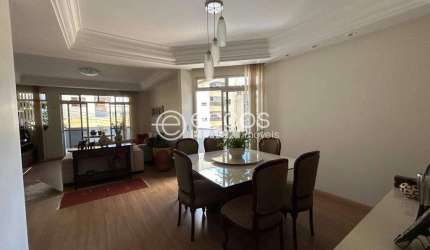 Apartamento à venda, 3 quartos, 2 suítes, 2 vagas, Tabajaras - Uberlândia/MG