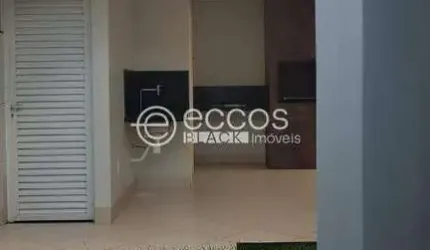 Casa à venda, 4 quartos, 2 suítes, 3 vagas, Alto Umuarama - Uberlândia/MG
