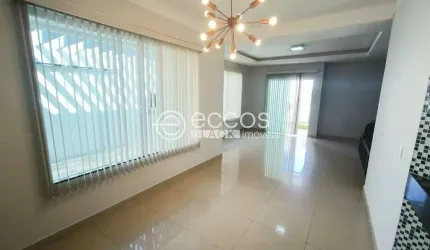 Casa à venda, 3 quartos, 1 suíte, 3 vagas, Alto Umuarama - Uberlândia/MG