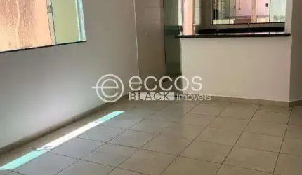 Casa à venda, 3 quartos, 1 suíte, 2 vagas, Alto Umuarama - Uberlândia/MG