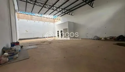 Barracão à venda, 1 quarto, 3 vagas, Alto Umuarama - Uberlândia/MG