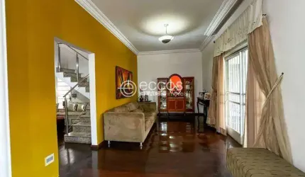 Casa à venda, 4 quartos, 2 suítes, 2 vagas, Serra - Belo Horizonte/MG
