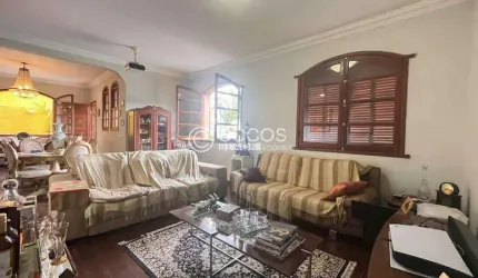 Casa à venda, 4 quartos, 1 suíte, 3 vagas, Santa Lúcia - Belo Horizonte/MG