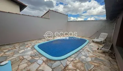 Casa à venda, 3 quartos, 1 suíte, 2 vagas, Jardim Patrícia - Uberlândia/MG