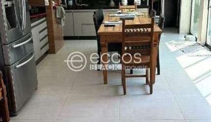 Casa à venda, 3 quartos, 3 suítes, Alto Umuarama - Uberlândia/MG
