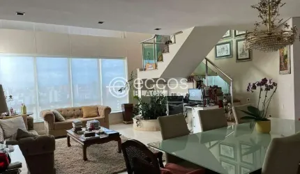 Cobertura à venda, 4 quartos, 3 suítes, 4 vagas, Fundinho - Uberlândia/MG