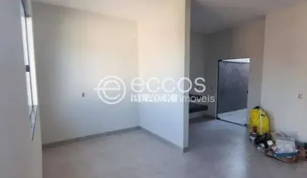 Casa à venda, 2 quartos, 1 suíte, 1 vaga, Shopping Park - Uberlândia/MG