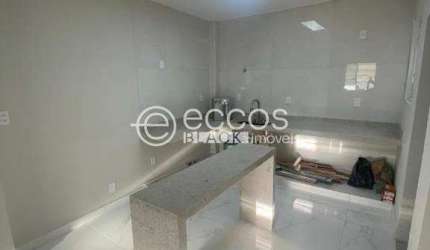 Apartamento à venda, 3 quartos, 1 suíte, 1 vaga, Pacaembu - Uberlândia/MG
