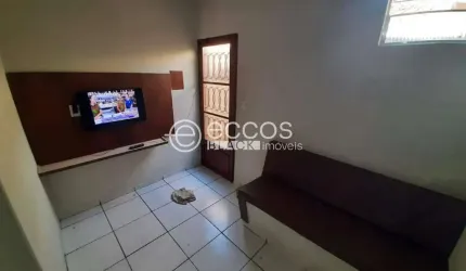 Casa para aluguel, 2 quartos, 2 suítes, Martins - Uberlândia/MG