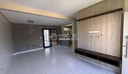 Casa em condomínio para aluguel, 4 quartos, 4 suítes, 2 vagas, Granja Marileusa - Uberlândia/MG
