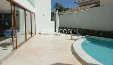 Casa em condomínio à venda, 4 quartos, 4 suítes, 4 vagas, Morada da Colina - Uberlândia/MG