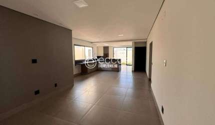Casa em condomínio para aluguel, 3 quartos, 3 suítes, 4 vagas, Novo Mundo - Uberlândia/MG