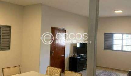 Casa à venda, 3 quartos, 1 suíte, 1 vaga, Osvaldo Rezende - Uberlândia/MG