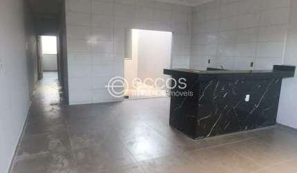 Casa à venda, 2 quartos, 1 suíte, 2 vagas, Luizote de Freitas - Uberlândia/MG