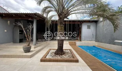 Casa à venda, 2 quartos, 2 vagas, Pacaembu - Uberlândia/MG
