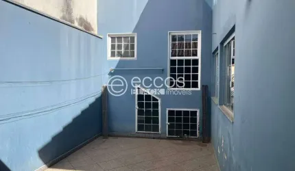 Casa para aluguel, 4 quartos, 1 suíte, 4 vagas, Santa Mônica - Uberlândia/MG