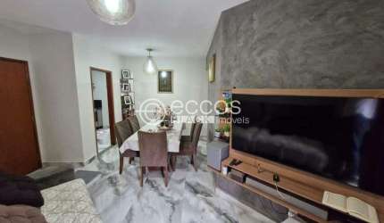 Apartamento à venda, 2 quartos, 1 suíte, 1 vaga, Tabajaras - Uberlândia/MG