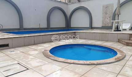 Apartamento para aluguel, 3 quartos, 1 suíte, 2 vagas, Cazeca - Uberlândia/MG