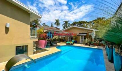 Casa Térrea para Venda no bairro Horto Florestal, 4 dorm, 4 suíte, 8 vagas, 700 m