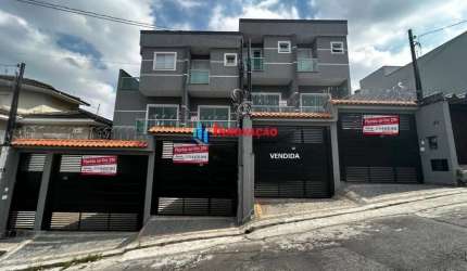 Lindo Sobrado para Venda no bairro Água Fria, 3 dormitórios, 1 suíte, 2 vagas, 120 metros