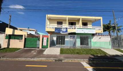 RC Imóveis vende sobrado comercial e residencial no Sitio Cercado