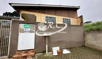 RC Imóveis aluga casa de frente no Tatuquara