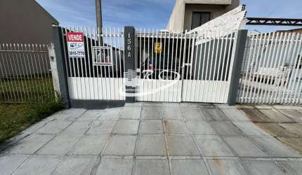 RC Imóveis vende casa no Ganchinho