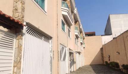 Sobrado de condomínio com 115m2 Jd Popular