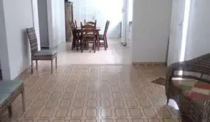 Casa para Locação em São Vicente, Vila Valença, 2 dormitórios, 1 suíte, 2 banheiros, 2 vagas