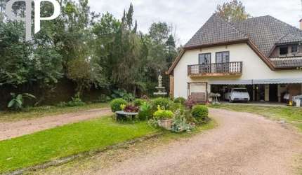 Casa com 4 dormitórios à venda, 680 m² por R$ 2.050.000,00 - Taboão - Curitiba/PR