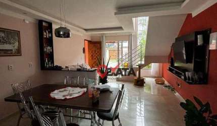 Sobrado com 4 dormitórios à venda, 168 m² por R$ 800.000 - Cambiju - Itapoá/SC
