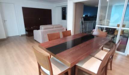 Três dormitórios com uma suíte e duas vagas por R$ 1.200.000,00 na Vila Carrão