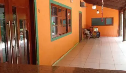 Chácara dentro de condomínio residencial Ressaca próximo ao centro da cidade à venda