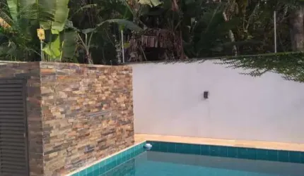 SOBRADO MOBILIADO COM 2 SUÍTES NO PARQUE VIVAMAR.