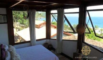CASA DE ALTO PADRÃO NA PRAIA VERMELHA DO CENTRO COM TOTAL DE 570M².