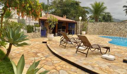 Cobertura à venda no Perequê-Açu - 200m da praia