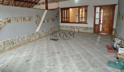 Casa com 3 dorms, 1 suíte, Maracanã, Praia Grande