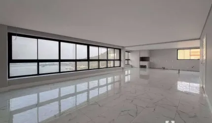Apartamento com 1 suíte master e 3 suítes no bairro Fazenda em Itajaí