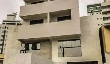 Apartamento semimobiliado com 2 dormitórios no Bairro São João em Itajaí