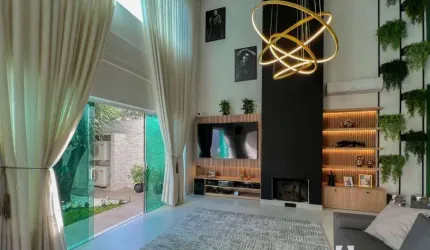 Casa finamente mobiliada e decorada com 4 suítes na Praia dos Amores em Balneário Camboriú
