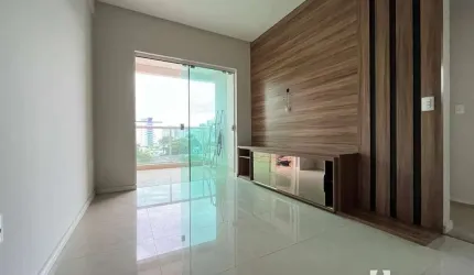 Apartamento semi mobiliado com 1 suíte e 1 dormitório no bairro São João em Itajaí