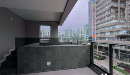 Apartamento vista parcial mar com 3 suítes na Praia Brava em Itajaí